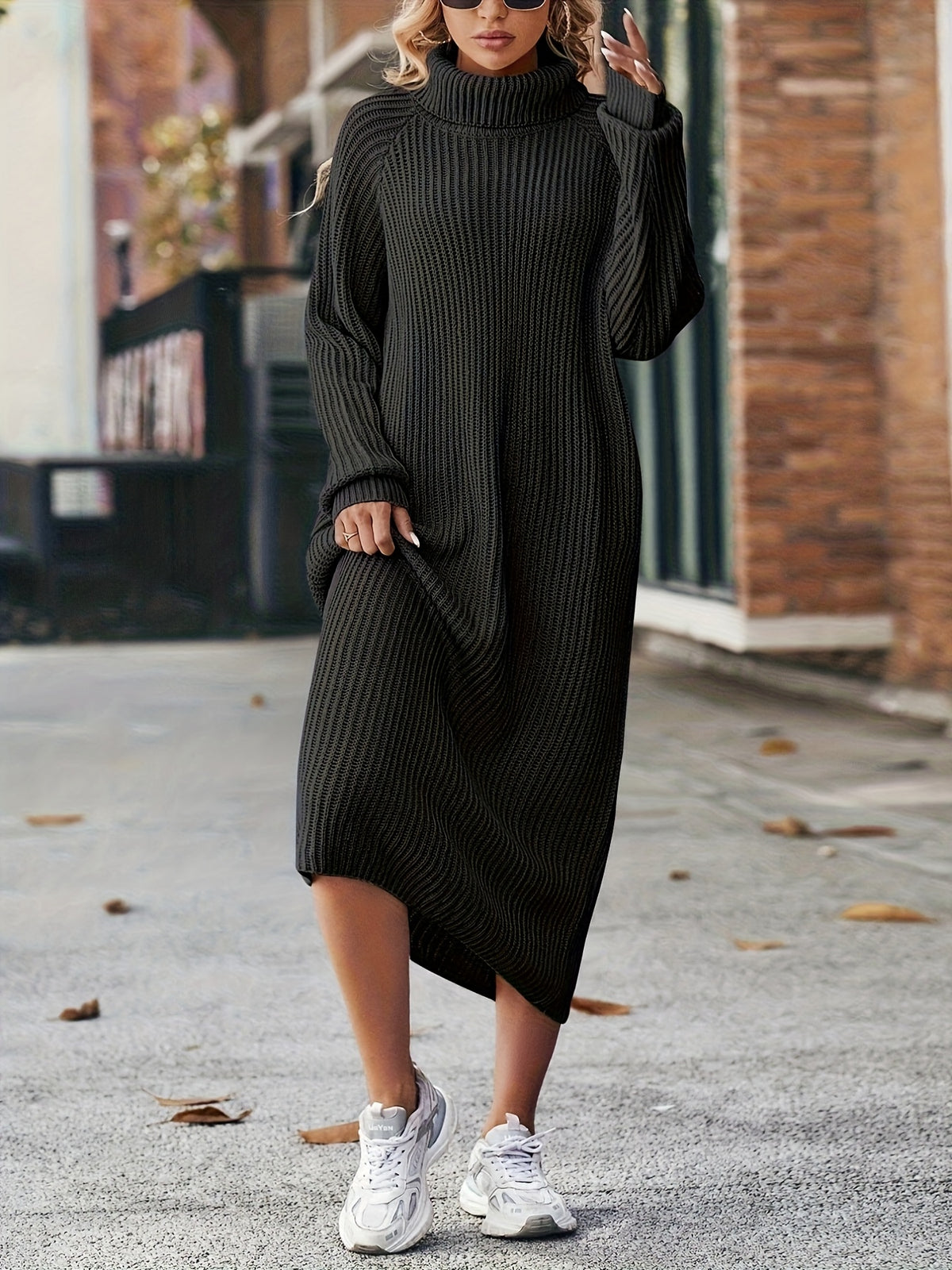 This Autumn and Winter Fashion Solid-color High-neck Long Sweater for Women Is a Casual Style. It Is Suitable for Daily Outings and Dates. It Is Versatile and Practical, and a Must-have for Daily Commutes and Dates - Black