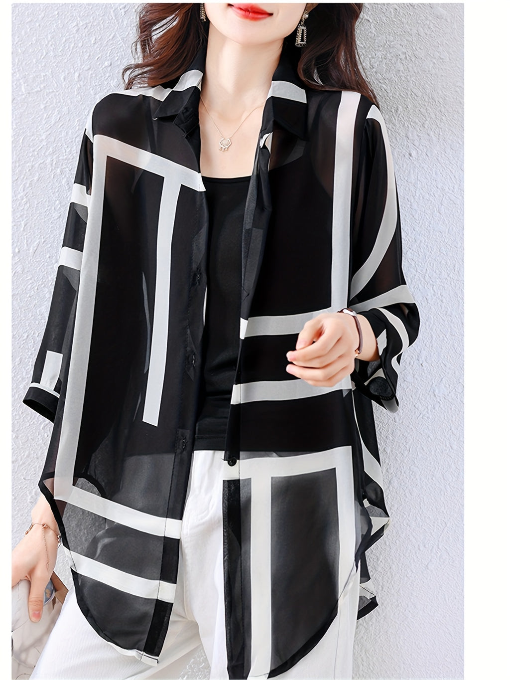 Elegant and Sophisticated Printed Striped Shirt Jacket - Black