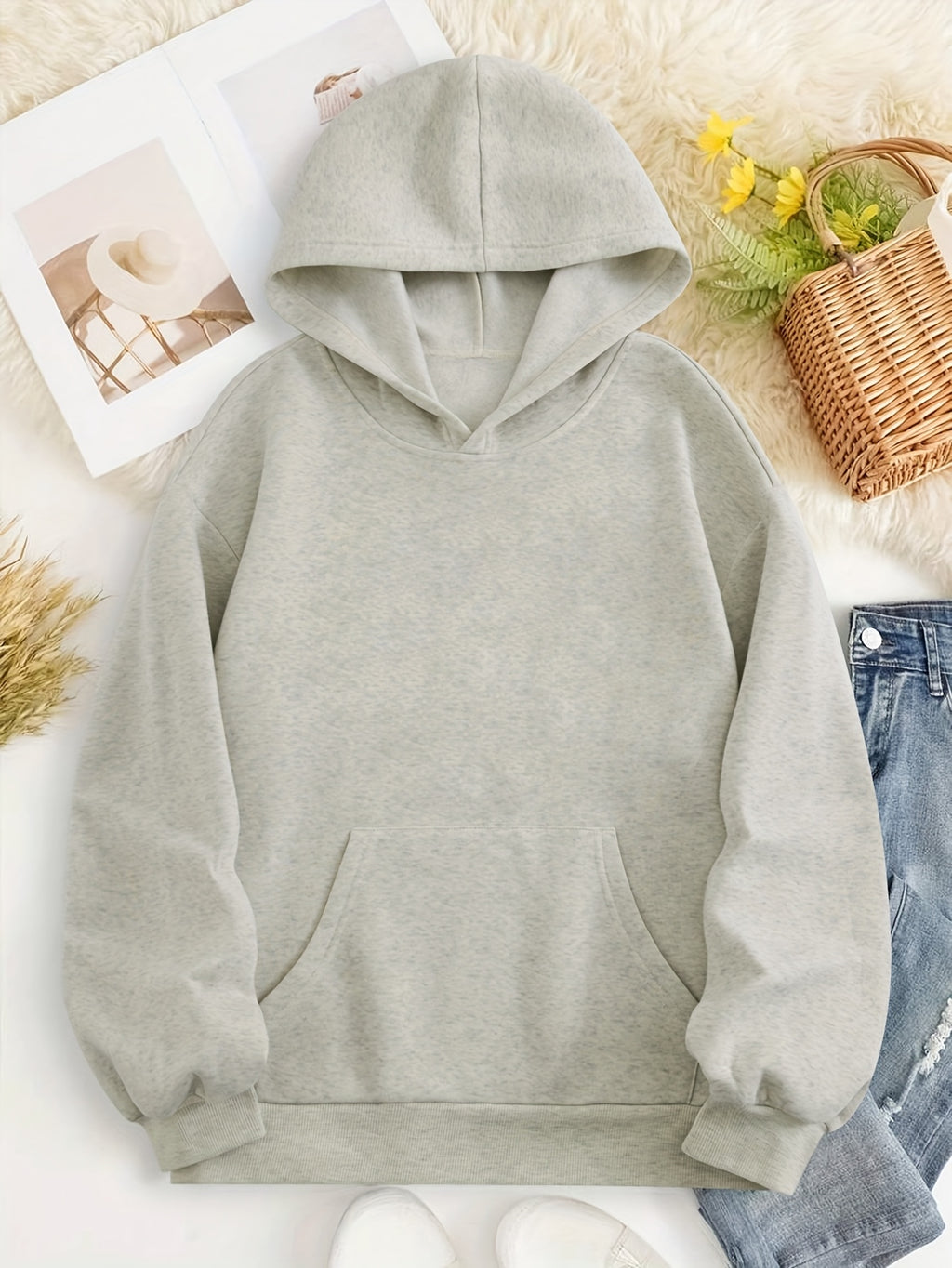 European and American Vintage Minimalist Artistic Style Top, Whale Shark Print Pattern Hooded 1pc Women's Sweatshirt, Loose Autumn/Winter Pullover Top, Relaxed Oversized Fit, Street Hip-Hop Style, with Kangaroo Pocket, No Drawstring - White Flower Grey