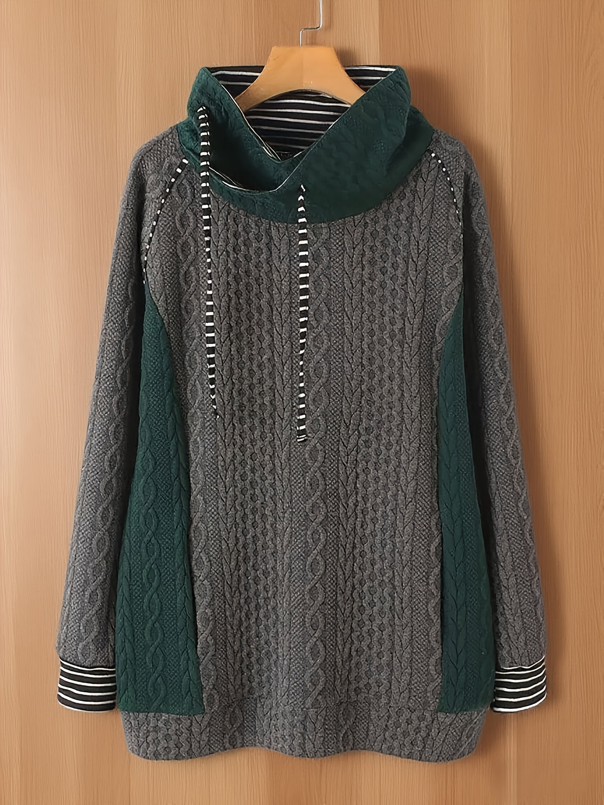 Fashionable Hoodies for Women, Designed for Autumn And Winter, Featuring a Textured Design Suitable for Casual Commuting - Grey