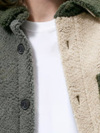 Men's Three-Color Contrast Patchwork Fashion Plush Jacket, Winter Knitted Plush Jacket with Pockets and Button Design, a Warm Top Suitable for Men's Daily Casual Wear, a Versatile Outerwear for Daily Commuting, a Gift for Men - Green