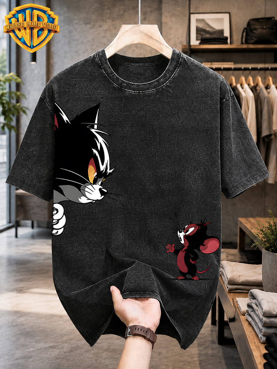 By Warner, This Men's Short-sleeved T-shirt Features a Classic and Fun Interactive Cartoon Print Design, with an American Retro Washed-out Style. It Is Suitable for Outdoor Activities and Daily Commuting, and Can Be Machine Washed. - Black