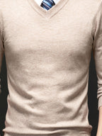 Men's V-neck Knit Base Layer, Form-fitting Without Being Tight, Accentuates a Clean Silhouette While Allowing Unrestricted Arm Movement. Suitable for Business Commutes, Family Gatherings, and Holiday Celebrations - Beige Camel