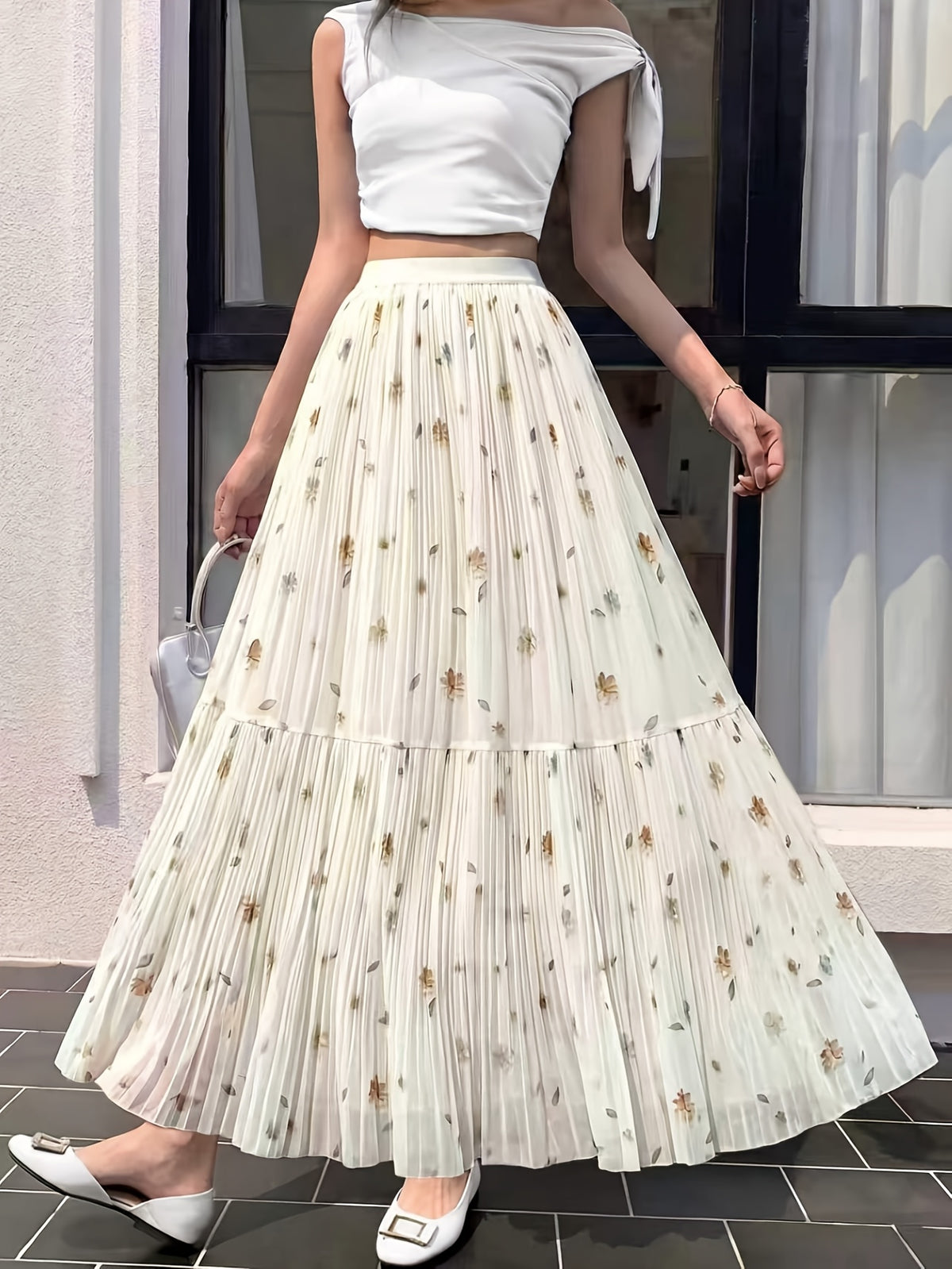 Women'S Floral Print Long Elegant Pleated Skirt - Multicolor Flower Pattern, High-Waist Design, Flowing Cut, Suitable for Spring And Summer - Apricot