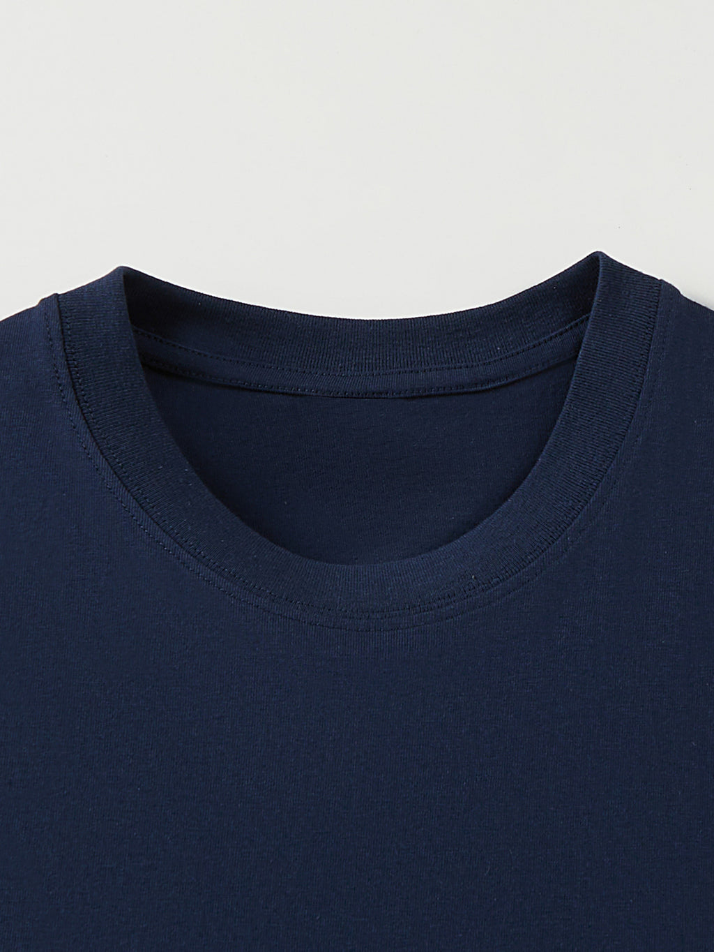 Men's Basic Round-neck Pure Short-sleeve T-shirt, Unisex Essential for Daily Casual Wear, Breathable and Soft - Navy Color