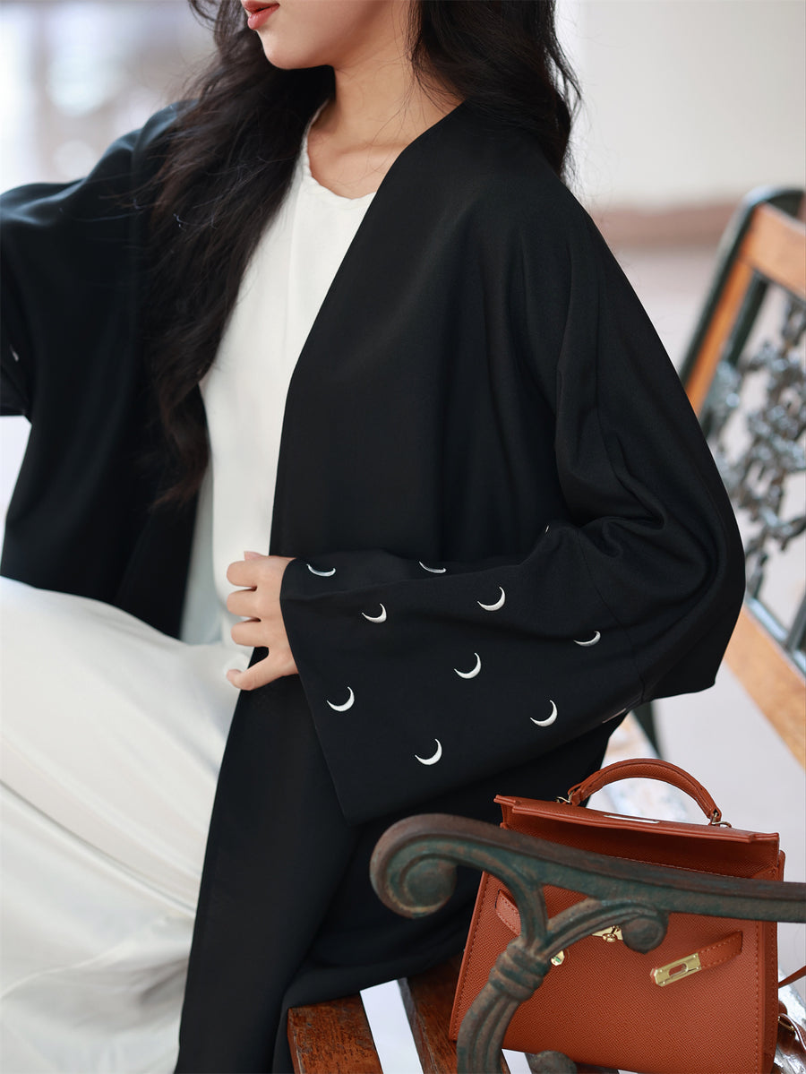 Middle Eastern Elegant Moon Embroidered Sleeve Abayas, Dubai Turkish Style Outerwear Kaftans - Black