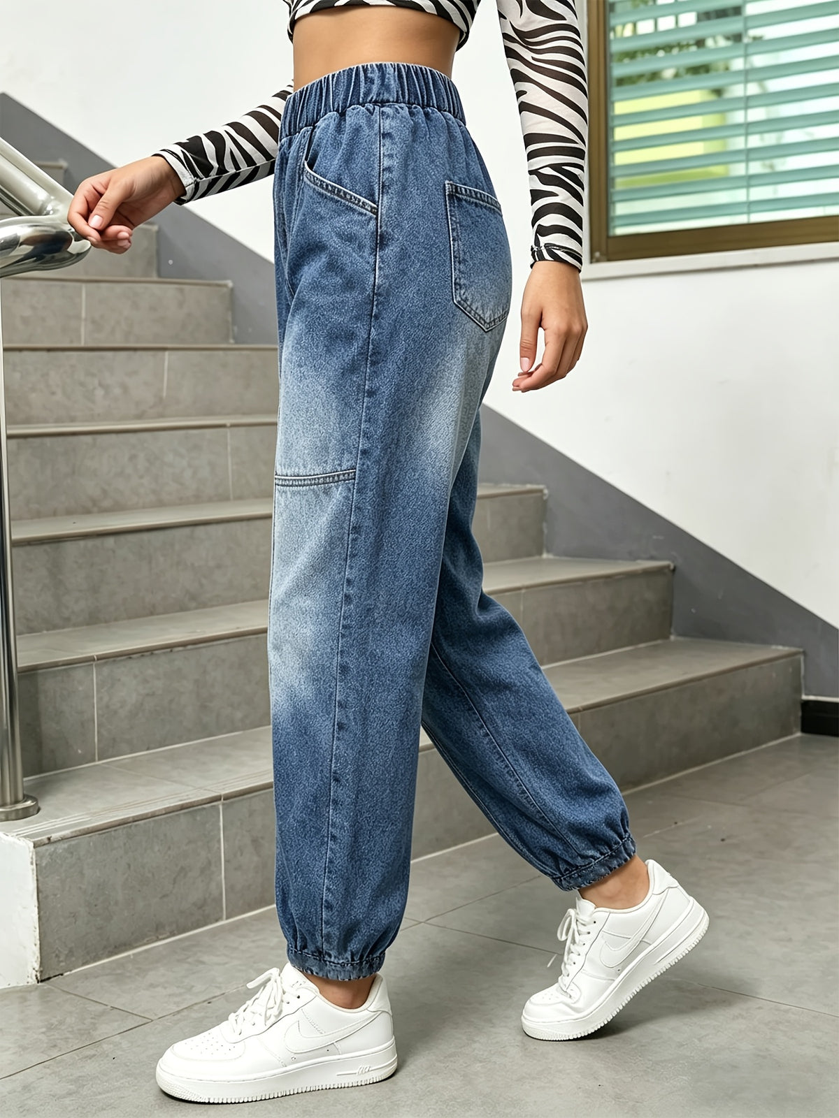 Women'S Summer High Quality Elegant Long Jeans Elastic Waist Loose Baggy Cuffed Harem Denim Pants Casual Daily Commute Outing Vintage Washed Gradient Color Multi Pocket Topstitching Back Patch Pocket Detail - Medium Blue