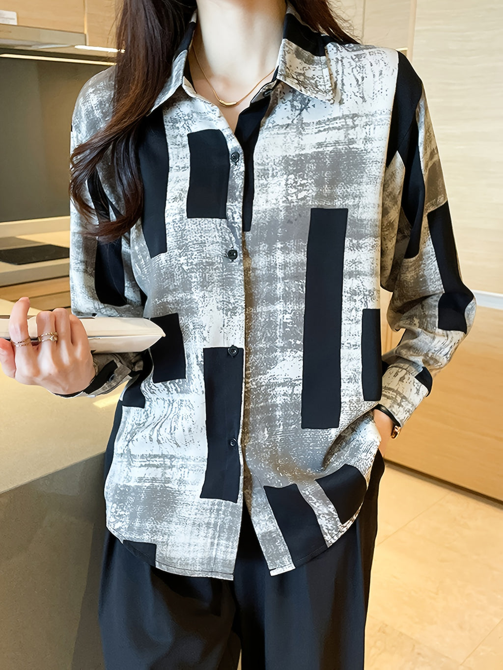 Chic Floral Print Long Sleeve Shirt for Women - Casual Collared Top with Button Detail, Machine Washable - Perfect for Spring & Fall, Loose Slimming, Square Print - Deep Grey
