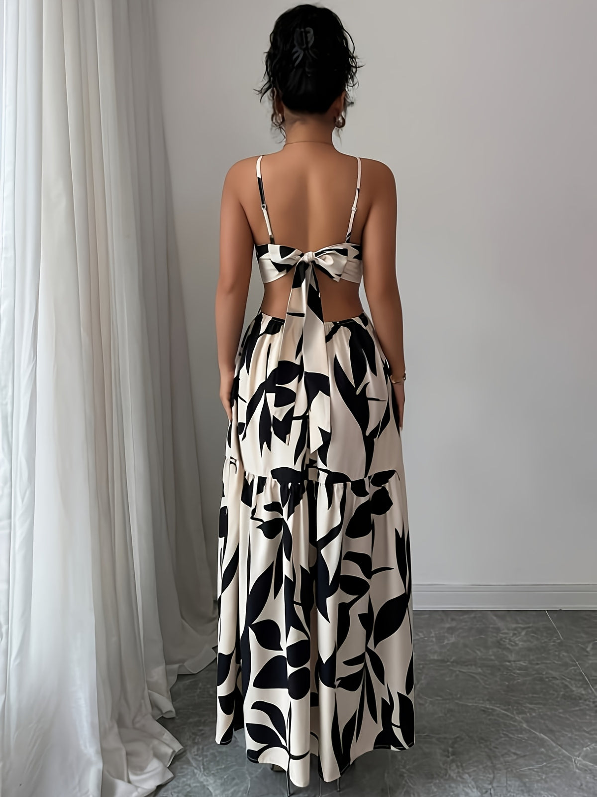Women's Bohemian Maxi Dress with Adjustable Spaghetti Strap Sleeveless -Line Dress - Floral Print -Length Dress Suitable for Beach Weddings, Parties, Vacations, Machine Washable Round Hoop Hem Dress - Apricot