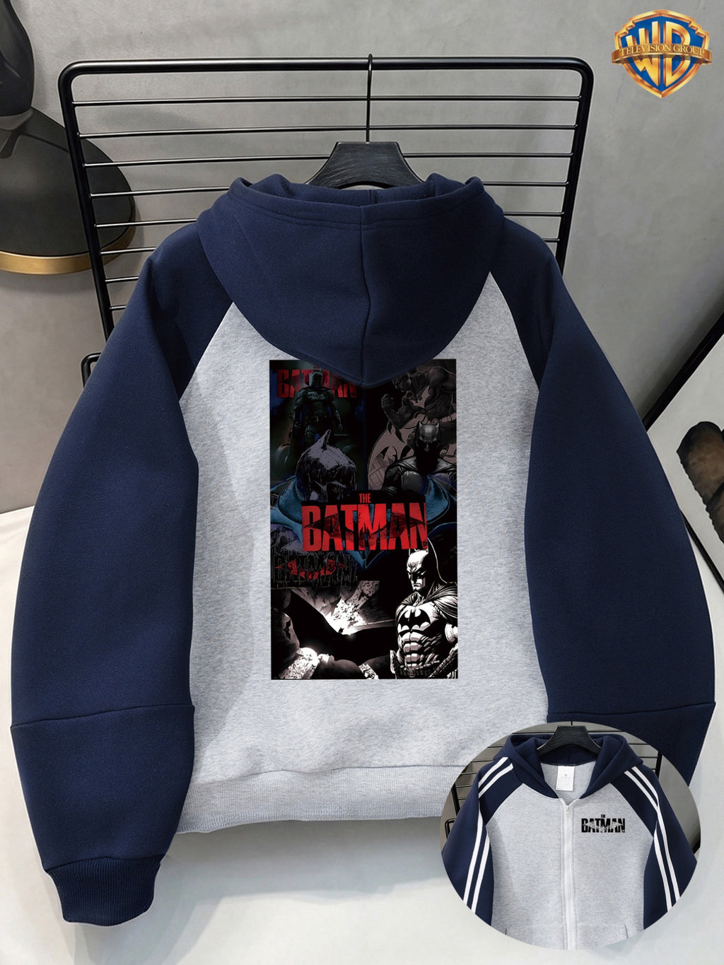 New Autumn/Winter Men'S Zipper Hooded Sports Sweatshirt Jacket, Batman Comic Multi-Character Collection Pattern Print, Street Trendy Ins Style, Blue-Gray Striped Sleeve Design, Loose Fit, Suitable for Sports Fitness And Daily Casual Outings - Light Twist Gray