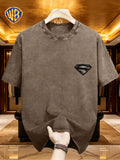 Warner Bros. Authentic Superman Logo T-Shirt, Distressed Black Washed End with 3D Logo, Easy And Atmospheric Style, Suitable for Daily Commute, Showcasing a Low-Key Trendy Attitude, Unisex - Coffee Brown