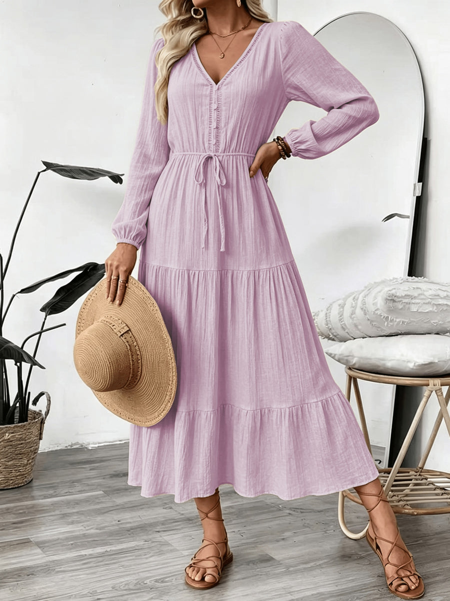 Women's Vacation Style Dress, Elegant and Fashionable V-Neck Lace Long Sleeve Maxi Dress - Light Purple
