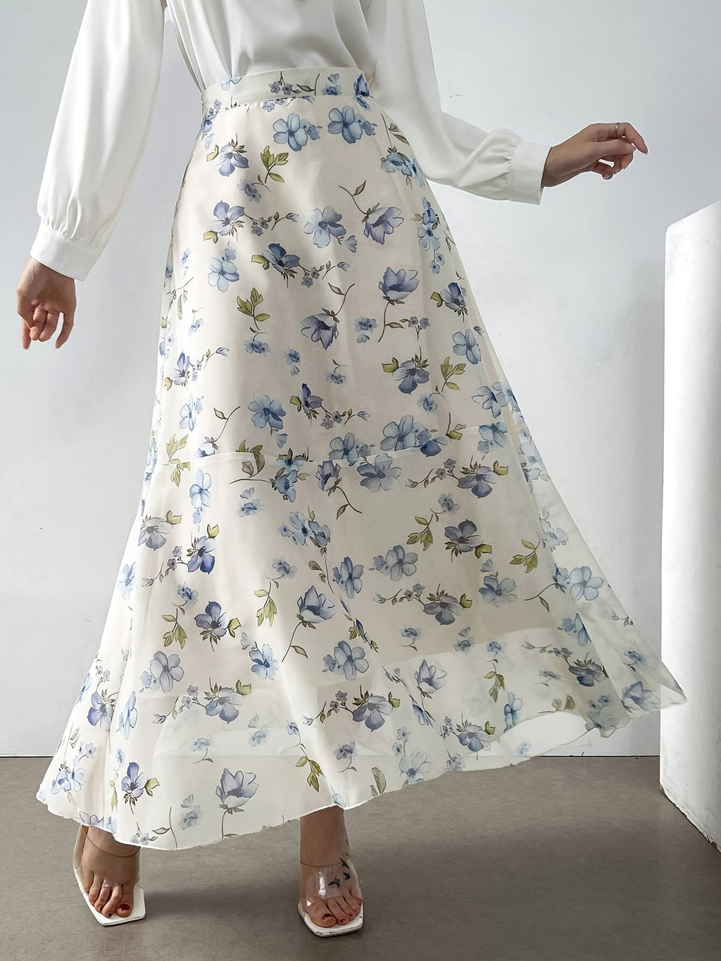 Women'S Skirt, Fashion Small Floral Chiffon Skirt, Casual Street Style Flowy Dress, Business Commute Style Women'S Skirt - Beige