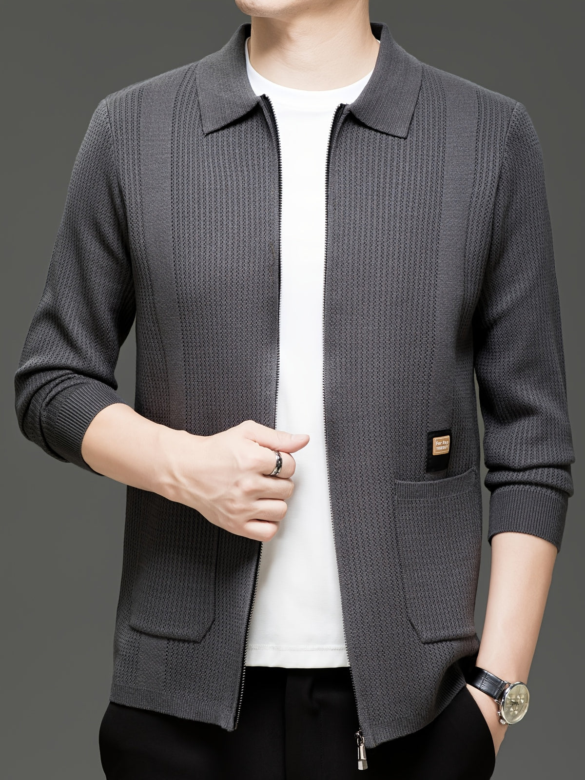 Du Jing Lan OBM Spring/Autumn New Arrival Men's Knitted Cardigan, Old Money Style Solid Color Striped Zipper Front Lapel Knit Cardigan, Men's Business Casual Fashion Zipper Front Knit Cardigan Top, Suitable for Spring, Autumn, and Winter - Dark Gray