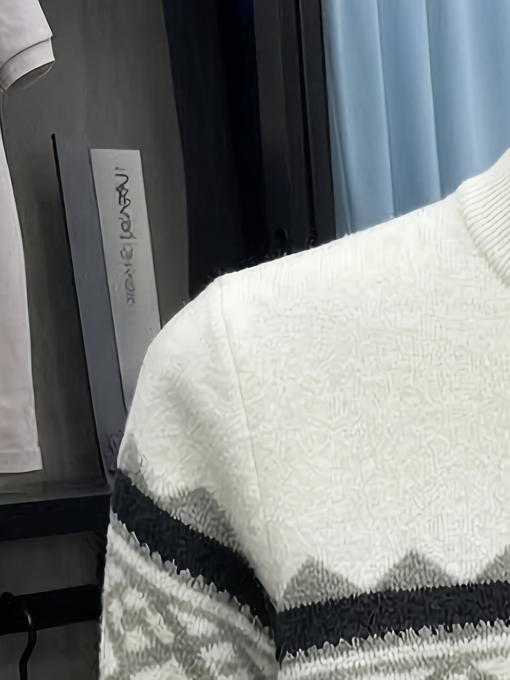 SENMEIGUO New Men's Semi High Neck Knitted Sweater with Fashionable Patterns for Autumn and Winter, Warm and Casual Base Top - White