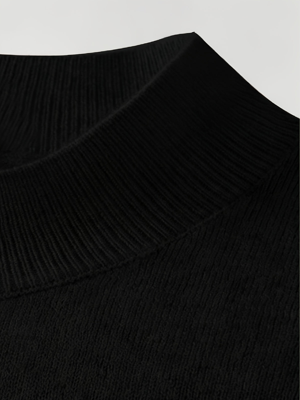 2026 New Men'S Thick High-End Semi High Neck Knitted Sweater Light Luxury Solid Color Warm Sweater Base Sweater - Black