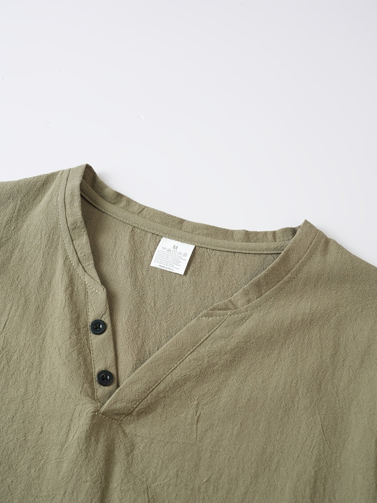 Summer Men'S Casual T-Shirt Linen Henley Collar Double-Button Men'S Short Sleeve Small V-Neck Men'S Casual Breathable Top Solid Color Breathable Commuter Casual Short Sleeve Top - Olive Green