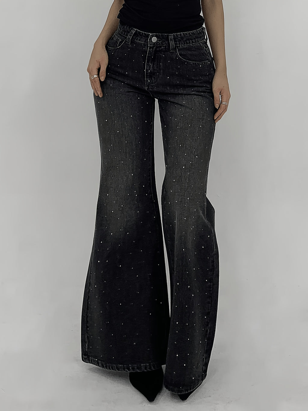 26AW Women'S Stretch Denim Jeans, Black Washed with Rhinestone Embellishment on Front Panel, Mid-Rise Slight Flared Fit, And Leg-Lengthening, Versatile Style - Black