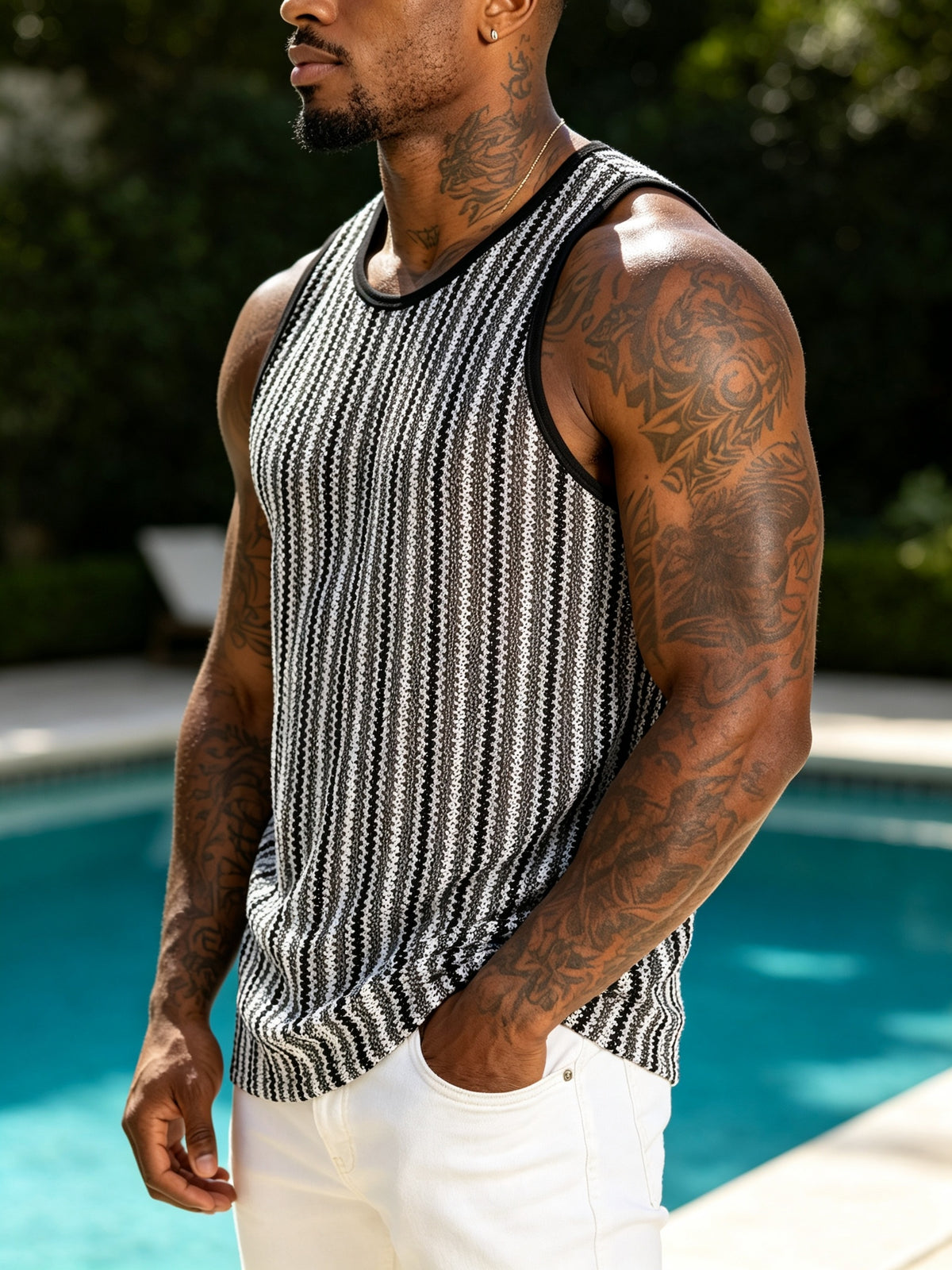Men's Chevron Striped Hollow Knit Tank Top, Round Neck Sleeveless Casual Summer T-Shirt for Beach Workout Vacation Streetwear - Grey
