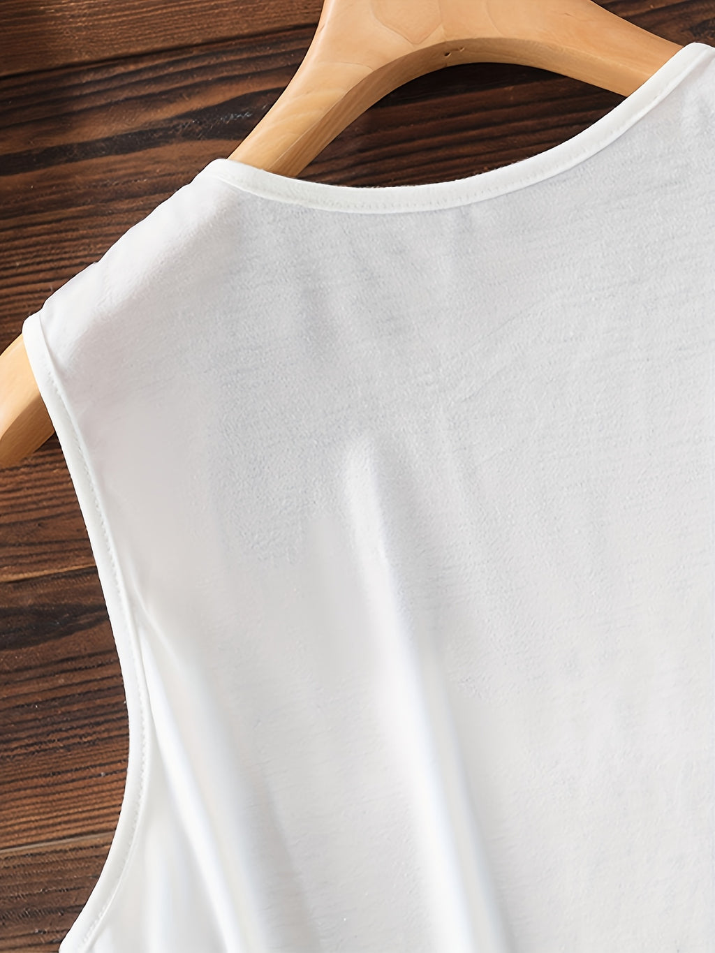 Sleeveless V-Neck Casual Tank Top with Letter Print, Perfect for Summer And Spring, Women'S Apparel - White 2