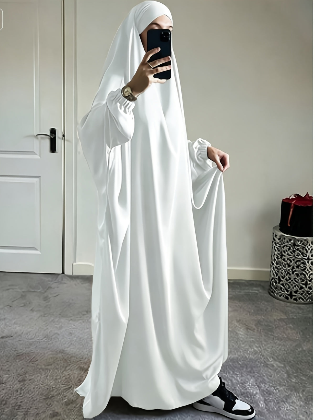 1pc Jilbab, 1pc Khimar with a Rich Drape, Cuffed Sleeves, and a Loose Fit, Suitable for Busy Daily Wear or Worship - White