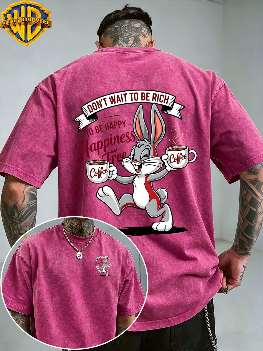 Warner Bros. Officially Authorizes Joyful Cartoon Rabbit Handheld Two Cups of Coffee Printed Retro Washed Outdated Short Sleeve T-Shirt for Men And Women, Machine Washable Daily Commuter Outdoor Sports And Leisure Top - Rose Red