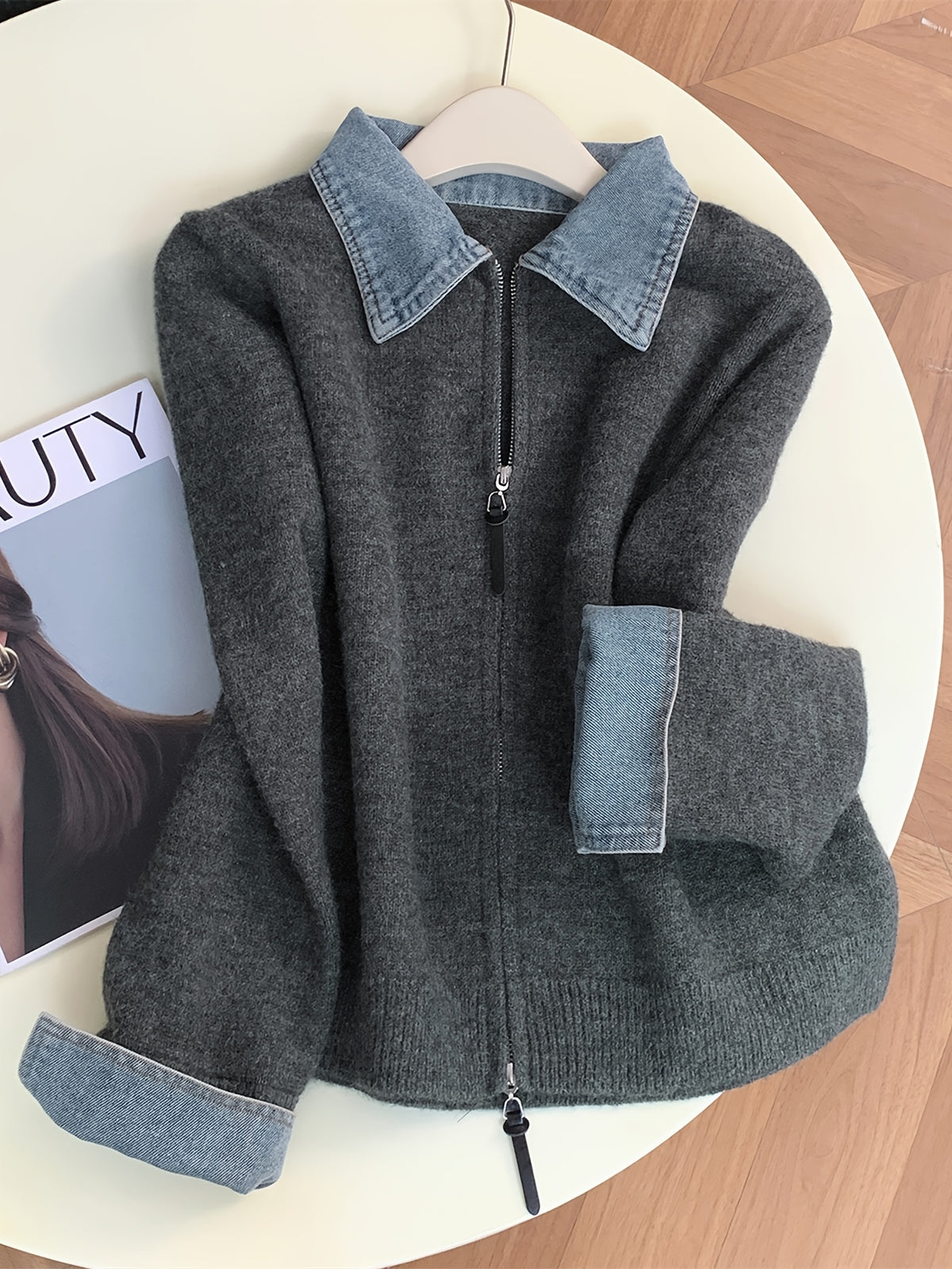 New Autumn/Winter Women's Fashion: Elegant and Stylish Denim Collar Patchwork Zipper Cardigan Sweater Jacket - Grey