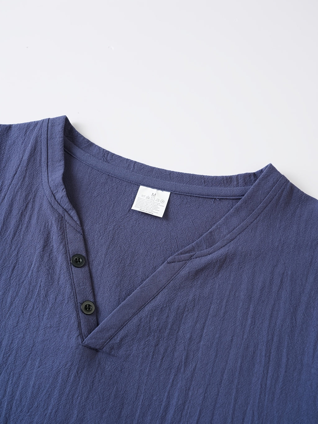 Summer Men'S Casual T-Shirt Linen Henley Collar Double-Button Men'S Short Sleeve Small V-Neck Men'S Casual Breathable Top Solid Color Breathable Commuter Casual Short Sleeve Top - Navy Color