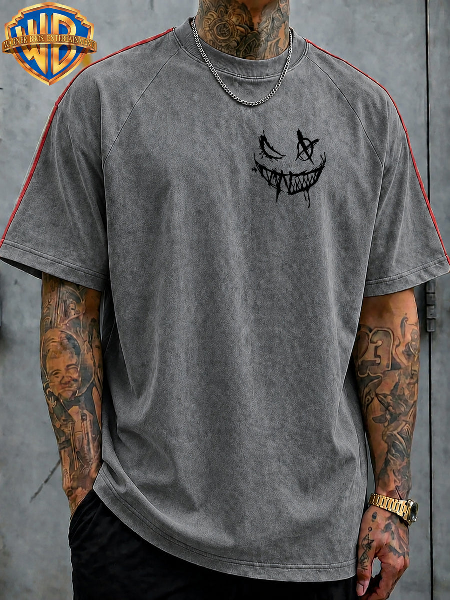 WB Warner Bros. Official License, American Dark Punk Hand-Drawn Creation, Classic Joker Quote with Bat Elements Retro Atmosphere T-Shirt, Men'S Loose Retro Street Casual Short Sleeve Top - Grey
