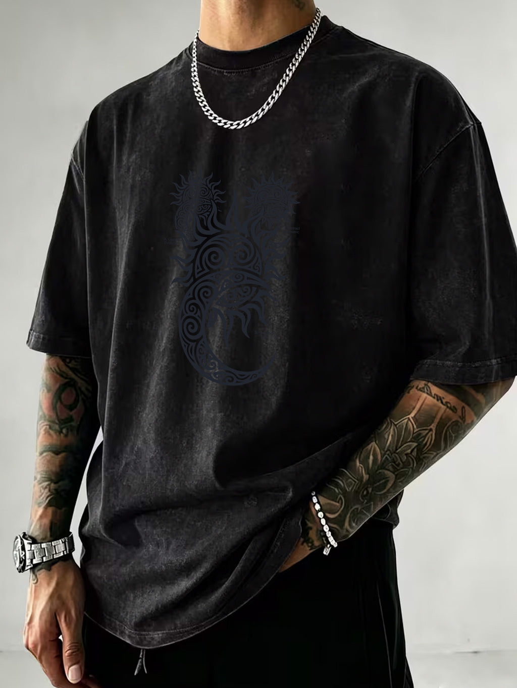 Washed Distressed Short Sleeve Loose Top, Tribal Totem Sun Vortex Trendy Print, Multi-Color Casual Matching, American Street Hip-Hop High Street Style, Daily Outing Commute Sports Fitness Couple Statement Versatile T-Shirt - Black