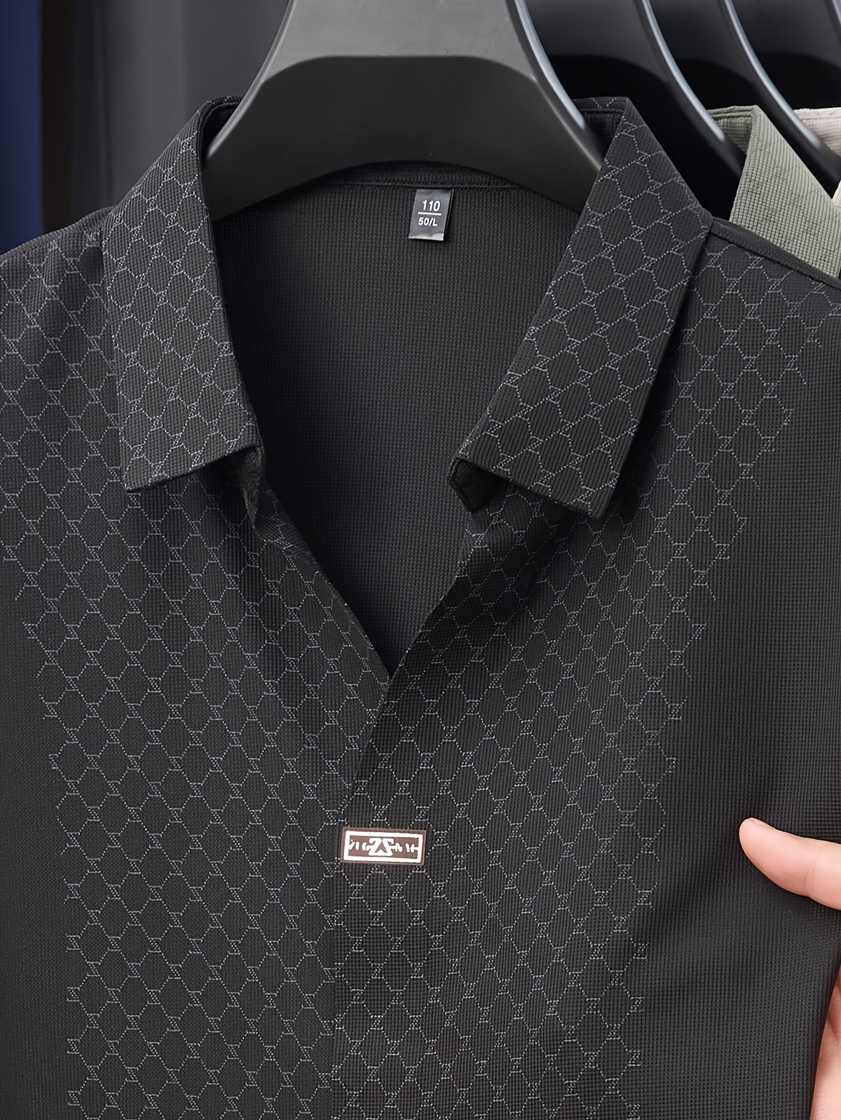 Men's Ice-Feel Seamless Polo Shirt, V-Neck Short-Sleeve Breathable T-Shirt, Summer Men's Business Casual Top, Men's Versatile Commuter T-Shirt, Lapel Basic Fit Top, Sporty Casual Versatile - Black