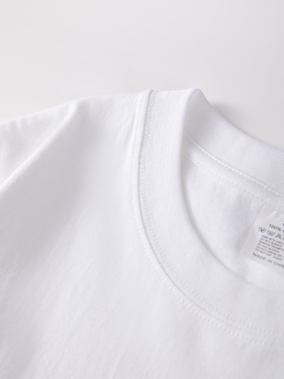 Heavyweight Men's 100% Pure Cotton Crew Neck Printed T-Shirt, a Stylish and Versatile High-Quality Top, an Essential for Daily Wear, Street Jogging, and Other Casual Outfits - White