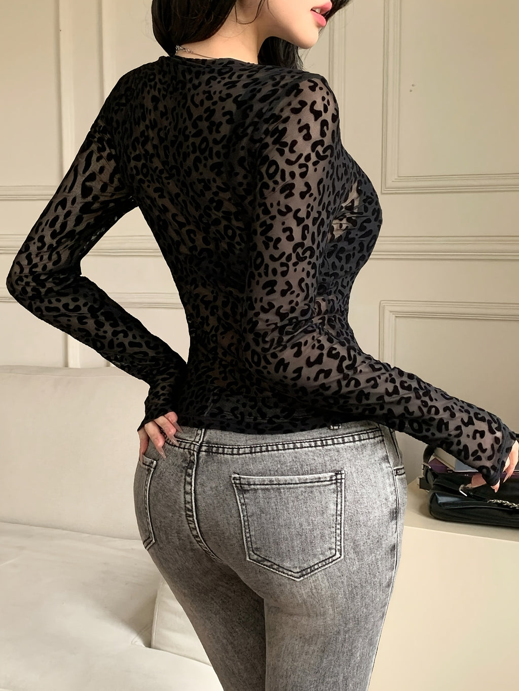 Spicy Leopard Print Mesh Long Sleeve T-Shirt for Women, 2026 New Slim Fit Flattering Sexy Zipper Cardigan Top, Flocked Leopard Print Semi-Sheer Outerwear, Spicy Leopard Print Mesh Zipper Cardigan for Women, 2026 New Slim Fit Flattering (Does Not - Leopard flocking