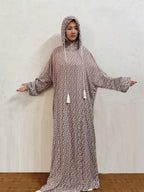 Women's Middle Eastern-Inspired Floral Print Hooded Prayer Robe - Loose Fit Lantern Sleeves with Adjustable Drawstring Hood, Machine Washable Non-Stretch Fabric for All-Season Comfort, Prayer Cloak, Middle Eastern Style, Decorative Details - Multicolor