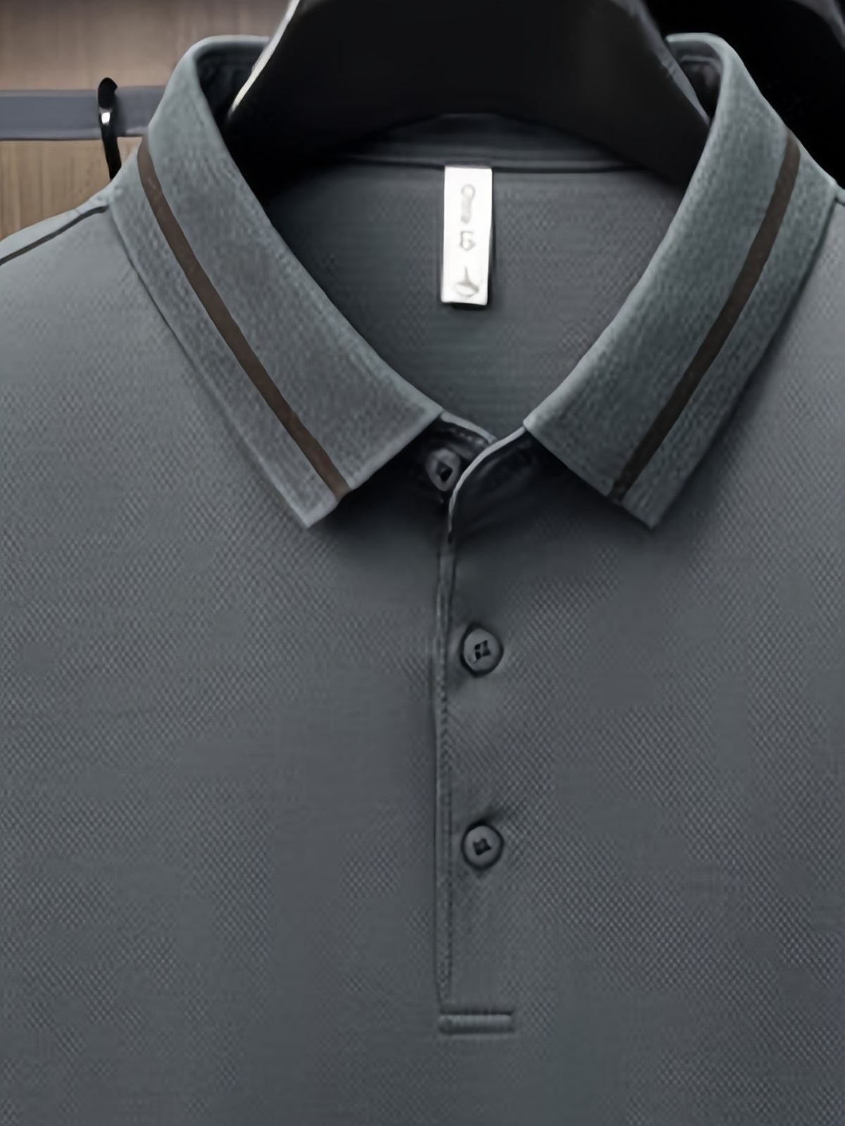Men's Three-Button Lapel Long-Sleeve Polo Shirt, Suitable for Commuting to Work, Daily Outings, and Layering or Wearing on Its Own - SINBOS - Light Green