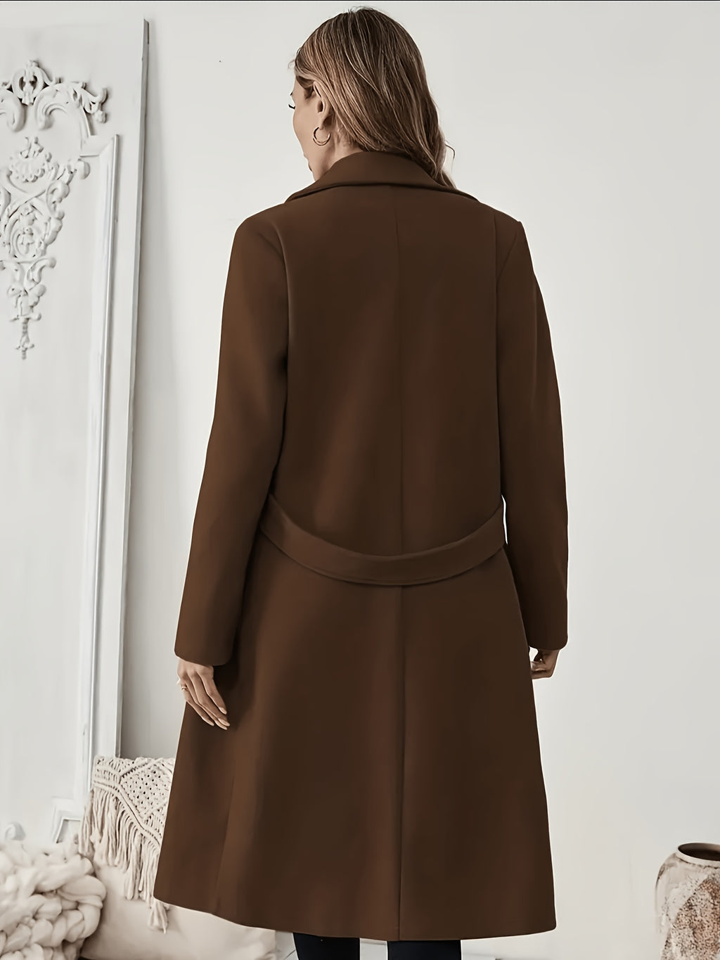 New Autumn/Winter Classic Notched Lapel Long Coat for Women, Waist-Cinching with Tie Belt and Two-Button Design, Over-the-Knee Outerwear, Elegant Commuter Style, Draped and Structured Long-Sleeve Coat with Side Pockets, Simple and Versatile, Slim Fit - Coffee Color