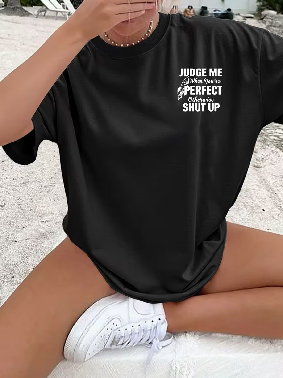 Women'S Crew Neck Double Sided Print Short Sleeve T-Shirt, Judge Me When You'Re Perfect Funny Slogan Rocket Graphic Front Back Tee, Loose Casual Basic Tops, Sassy Quote Printed Shirts for Daily Street Wear, Attitude Novelty Casual Outfit - Black