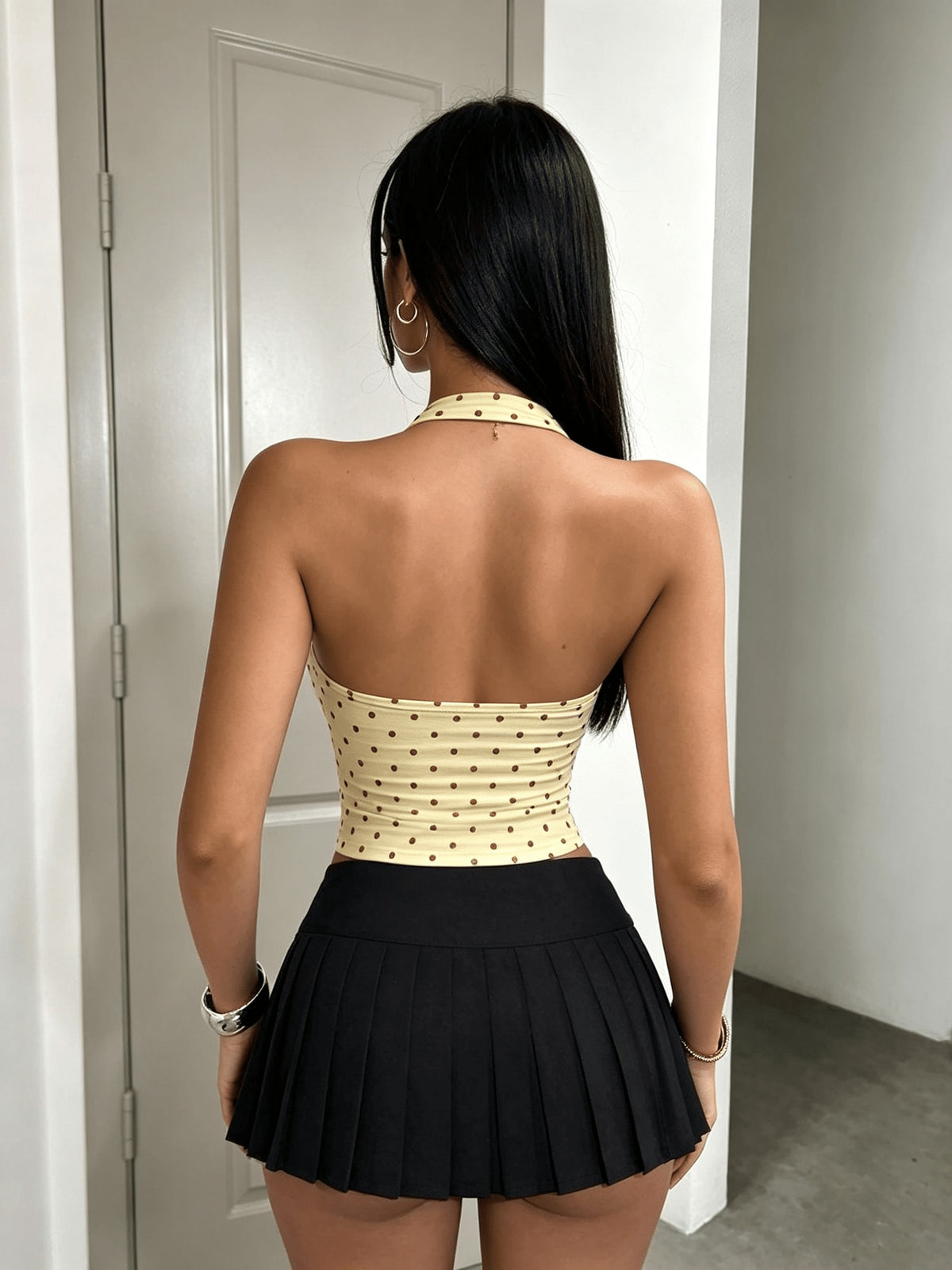 Women'S Camisole Polka Dot Halter Neck Vest, Summer Hot Deep V Waist-Cinching Midriff Short Top, Inner And Outer Wear French Retro Polka Dot Design, Halter Neck Deep V Cutout Showcasing Sexy Clavicle - Yellow