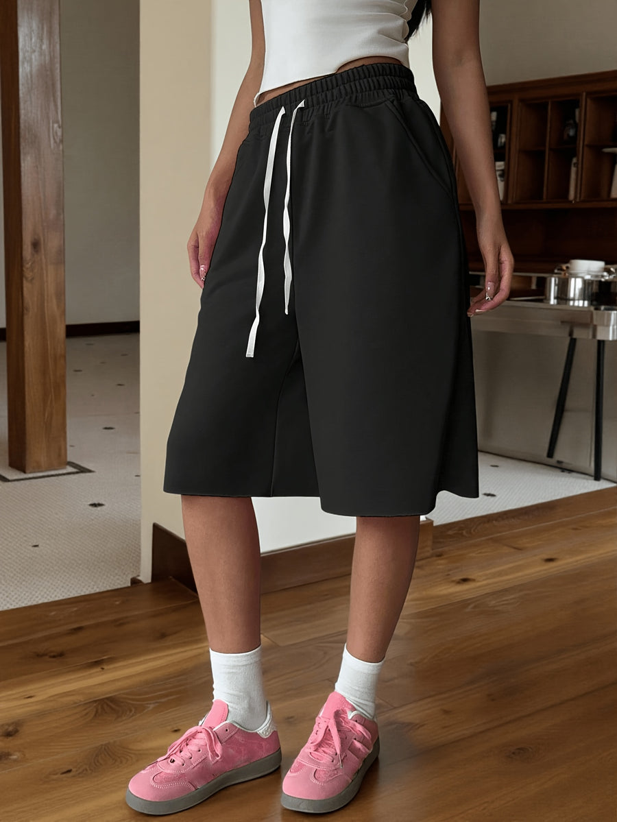 Lady Wearing Stylish And Casual Shorts - Black