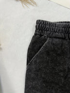 Small Niche Design, Fashionable and Trendy Patterns, Printed Women's Summer Retro Washed Distressed Shorts, Loose and Casual - Black