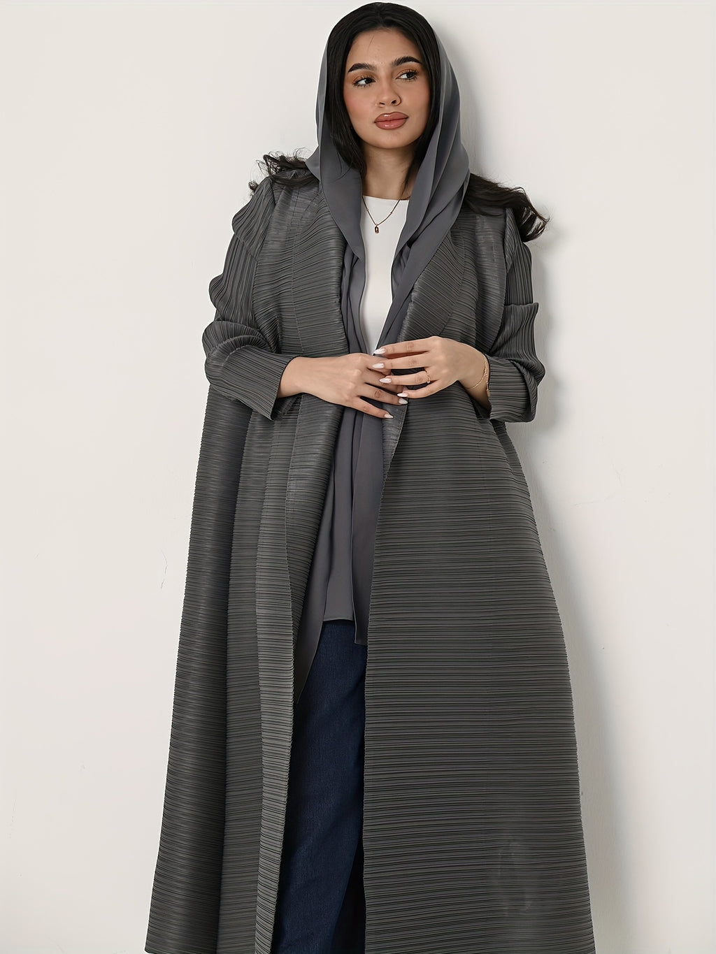 Middle Eastern Women's Clothing: Three-Yard Pleat Muslim Robe, Solid Color Cardigan Outerwear Cape - Grey