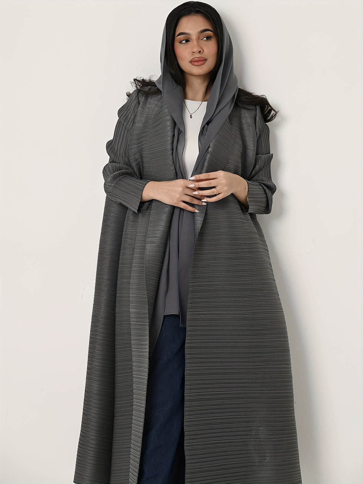 Middle Eastern Women's Clothing: Three-Yard Pleat Muslim Robe, Solid Color Cardigan Outerwear Cape - Grey
