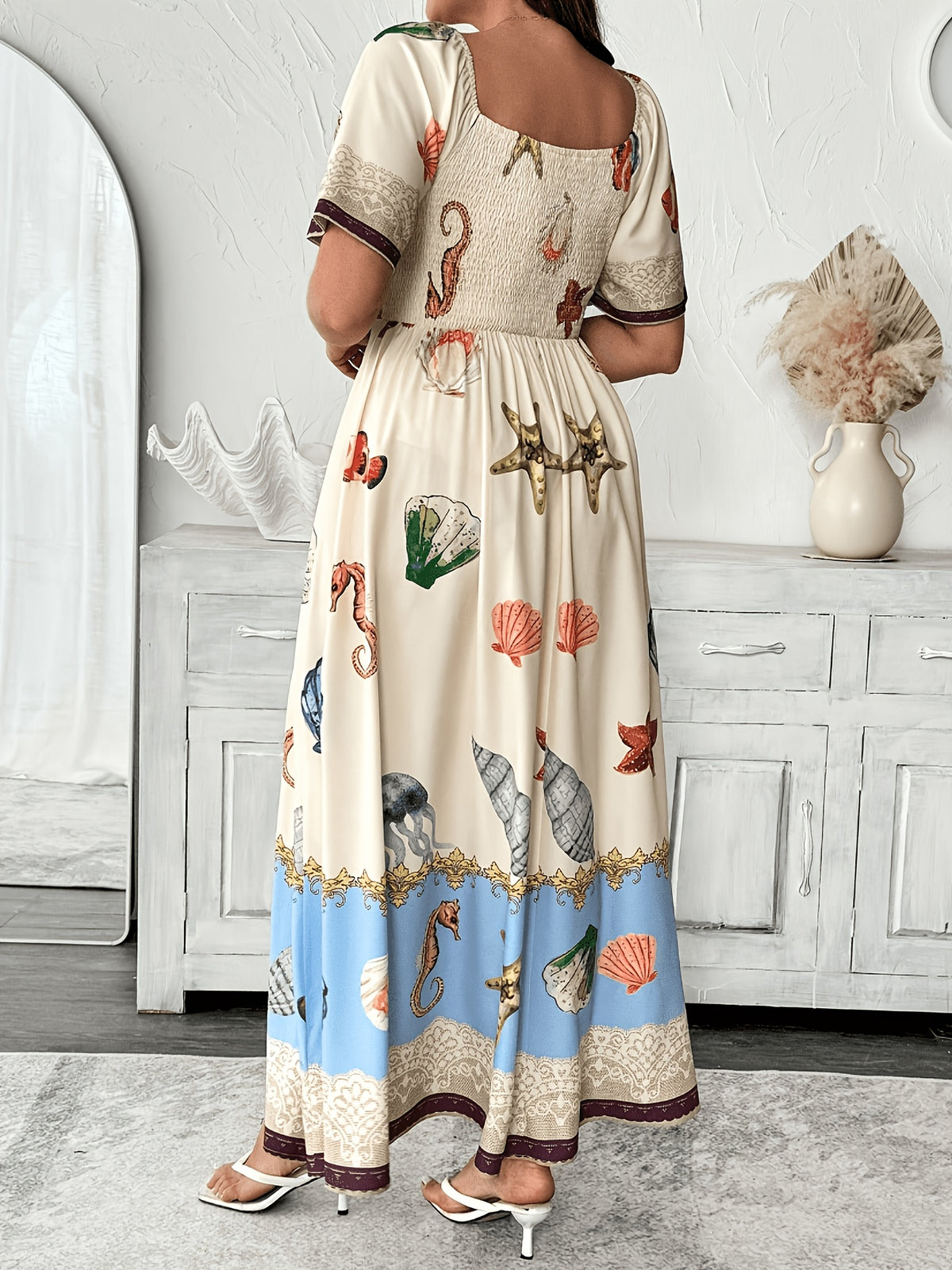 Plus Size, Classic Square-neck Dress with Ruffled Cuffs, Tropical Ocean Print, Plus Size - Multicolor