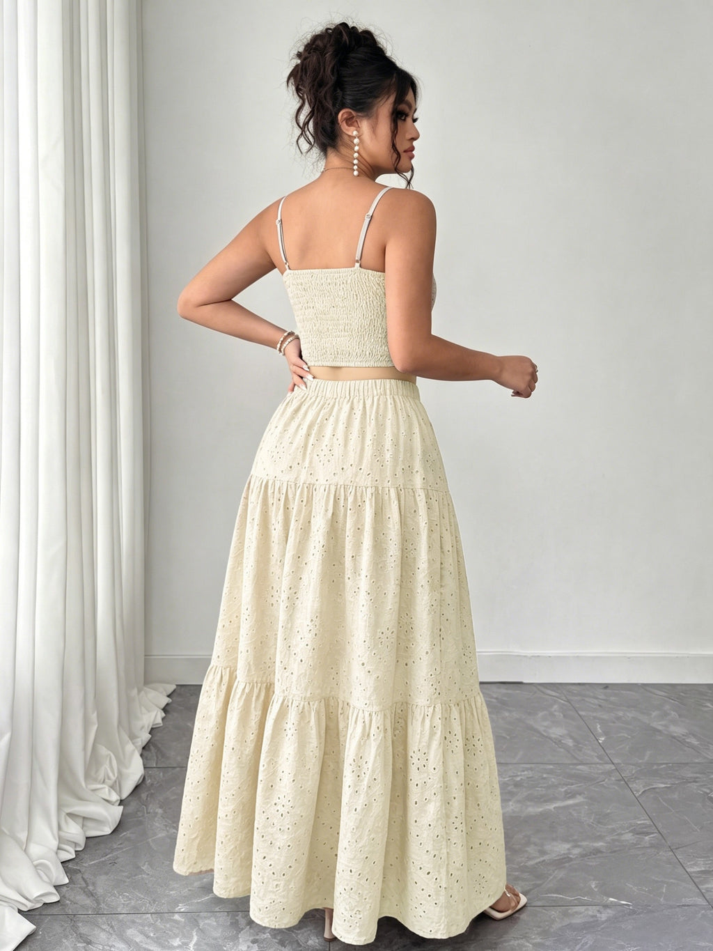 Two-Piece Embroidered Maxi Dress, Bohemian Style with Layered Ruffle Hem. Perfect for Dates, Vacations, Picnics, And Beach Outings. Comfortable And Versatile Women'S Dress - Apricot