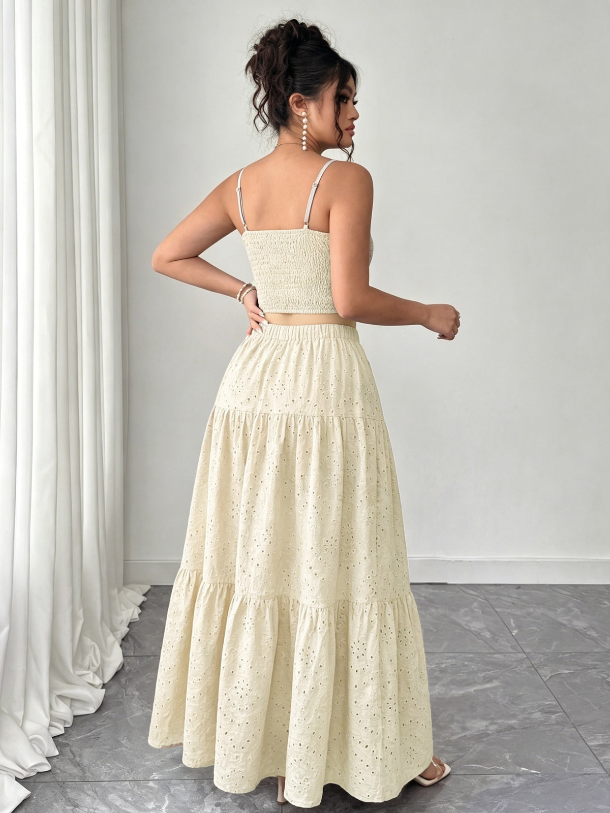 Two-Piece Embroidered Maxi Dress, Bohemian Style with Layered Ruffle Hem. Perfect for Dates, Vacations, Picnics, And Beach Outings. Comfortable And Versatile Women'S Dress - Apricot