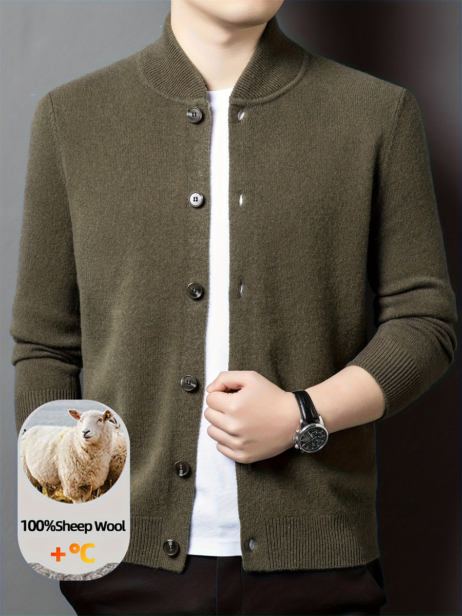 Xingfan OBM 2025 Autumn/Winter Men's 100% Wool Stand Collar Knit Cardigan, Crafted from Premium Pure Wool. Featuring a Simple yet Elegant Stand-up Collar and Single-breasted Button Design for Strong Warmth Retention. The Standard Fit Is Suitable - fern green