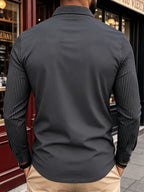 Men's New All-Season Knitwear Classic Lapel Long Sleeve 2-in-1 Look Polo Shirt, Featuring a Stylish and Minimalist Geometric Print Stripe Design, with a Color-blocked Collar and Layered Shirt Style. Made from Lightweight, Breathable - PS Gray