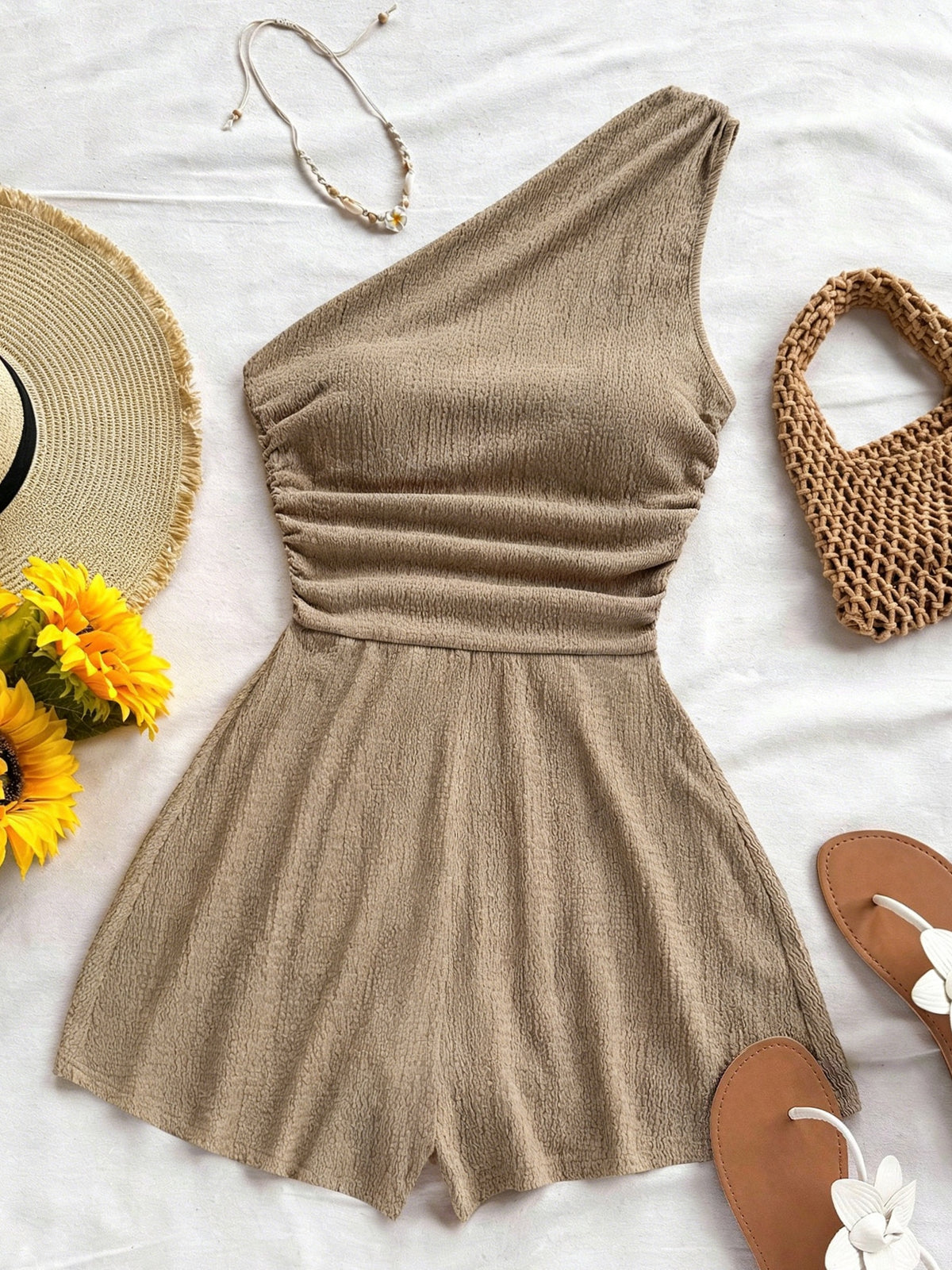 New Korean-Style Niche Jumpsuit for Women, Pure Alluring Vibe Strapless Fashionable A-Line Spicy Short Jumpsuit for Vacation Trips - Khaki