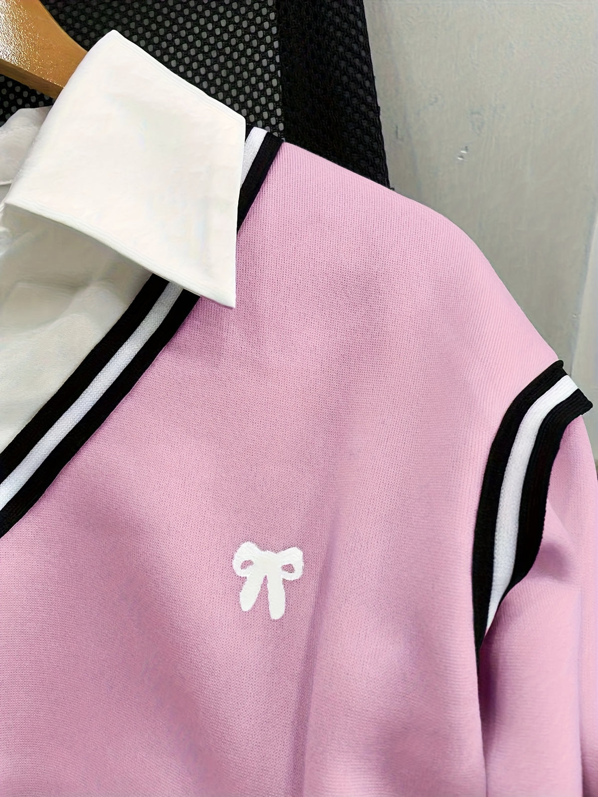 Ladies' Elegant Fashion Bow Print Striped Splicing Sweatshirt - Pink Color