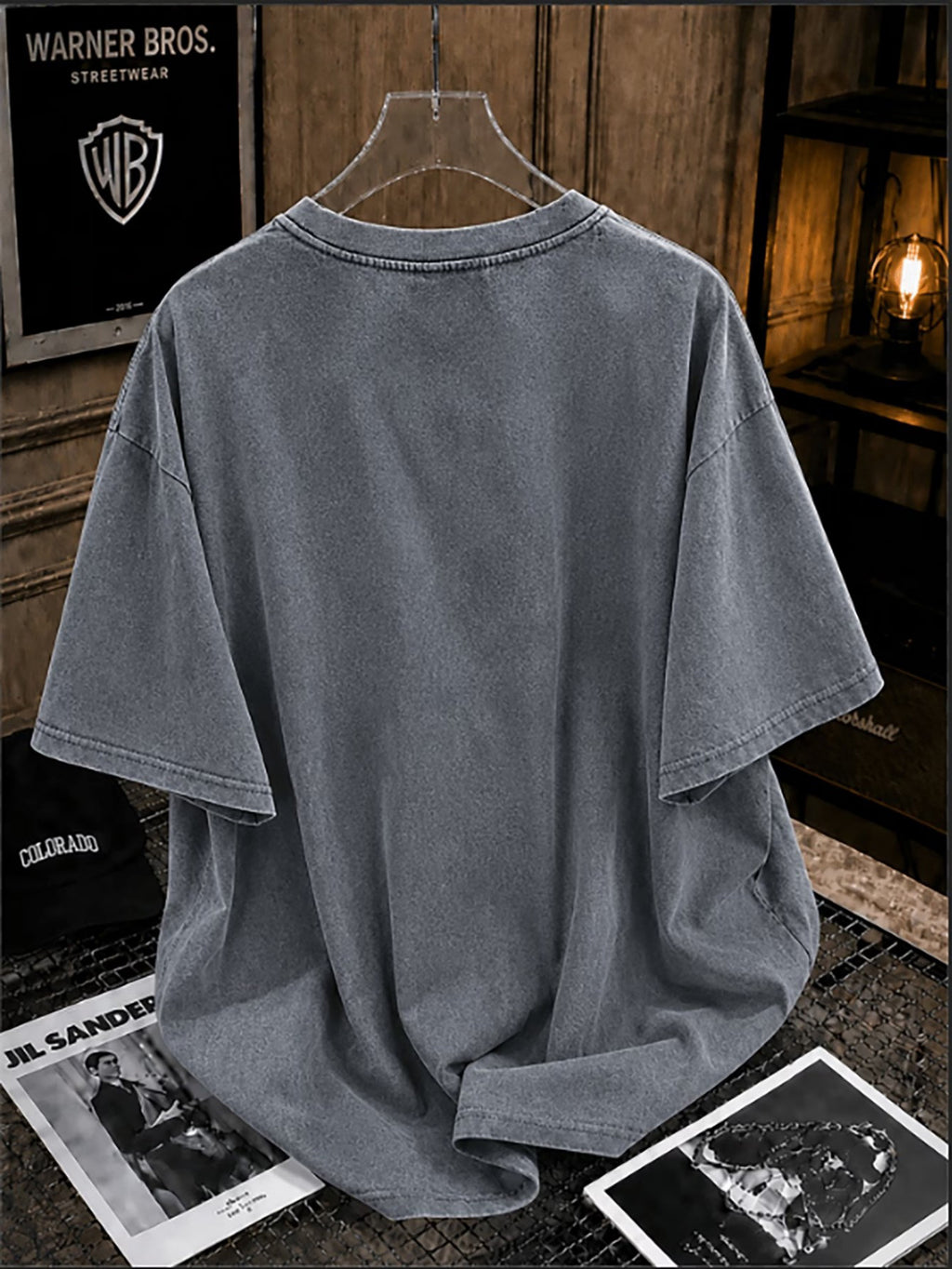 Deathly Hallows Print, Dark Magic Logo Pattern, Using American Retro Distressed Washed Style T-Shirt for Men, Loose Fit Men'S Top, Trendy Design with Half Sleeves, Suitable for Daily Commuting, Parties, Holiday Dates, V-Neck - Grey